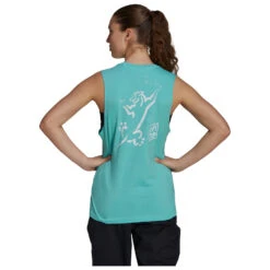 Five Ten Women's Graphics Stealth Cat - T-shirt -Outdoor Clothing Store five ten womens graphics stealth cat t shirt detail 5