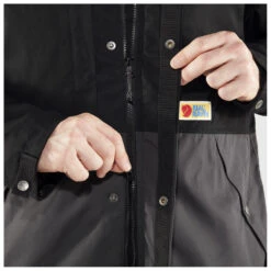 FJÄLLRÄVEN Vardag Lite Padded Jacket - Parka 21 FJÄLLRÄVEN Vardag Lite Padded Jacket - Parka -Outdoor Clothing Store fjaellraeven vardag lite padded jacket parka detail 10