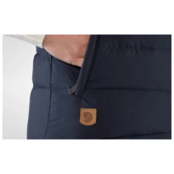 FJÄLLRÄVEN Women's Greenland Down Liner Vest - Down Vest 14 FJÄLLRÄVEN Women's Greenland Down Liner Vest - Down Vest -Outdoor Clothing Store fjaellraeven womens greenland down liner vest down vest detail 6