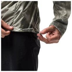 Jack Wolfskin Prelight Windbreaker - Windproof Jacket 10 Jack Wolfskin Prelight Windbreaker - Windproof Jacket -Outdoor Clothing Store jack wolfskin prelight windbreaker windproof jacket detail 4