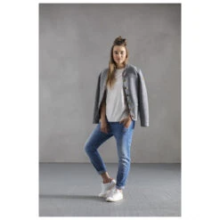 Maloja Women's AllegriaM. - Wool Jacket 9 Maloja Women's AllegriaM. - Wool Jacket -Outdoor Clothing Store maloja womens allegriam wool jacket detail 5