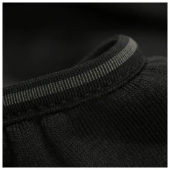 Mammut Rime Light Insulated Flex Vest - Synthetic Vest 11 Mammut Rime Light Insulated Flex Vest - Synthetic Vest -Outdoor Clothing Store mammut rime light insulated flex vest synthetic vest detail 5