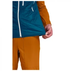 Ortovox Swisswool Piz Boè Vest - Wool Vest 8 Ortovox Swisswool Piz Boè Vest - Wool Vest -Outdoor Clothing Store ortovox swisswool piz boe vest wool vest detail 4