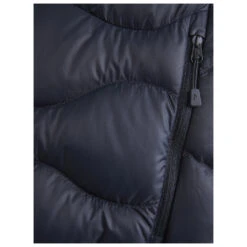 Peak Performance Women's Helium Down Vest - Down Vest -Outdoor Clothing Store peak performance womens helium down vest down vest detail 4