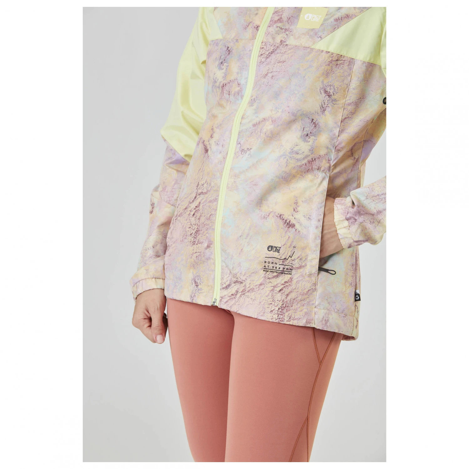 Picture Women's Scale Printed Jacket - Windproof Jacket 4 Picture Women's Scale Printed Jacket - Windproof Jacket - Image 4