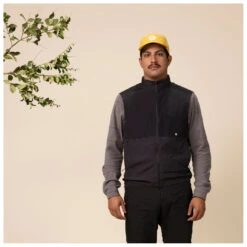 Adventure Vest - Cycling Vest -Outdoor Clothing Store specialized fjaellraeven adventure vest cycling vest detail 3