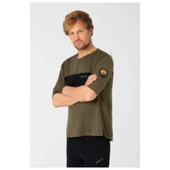 Super.natural Gravier Tee - Cycling Jersey -Outdoor Clothing Store supernatural gravier tee cycling jersey detail 4