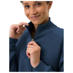 VAUDE Women's Redmont Cotton Jacket II - Casual Jacket -Outdoor Clothing Store vaude womens redmont cotton jacket ii casual jacket detail 4