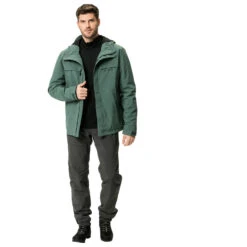 VAUDE Yaras Warm Rain Jacket - Cycling Jacket 12 VAUDE Yaras Warm Rain Jacket - Cycling Jacket -Outdoor Clothing Store vaude yaras warm rain jacket cycling jacket detail 6